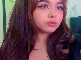 دردشة الفيديو المثيرة Alicia-uwu