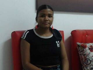 دردشة الفيديو المثيرة AliciaPitt