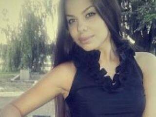 دردشة الفيديو المثيرة aliedora