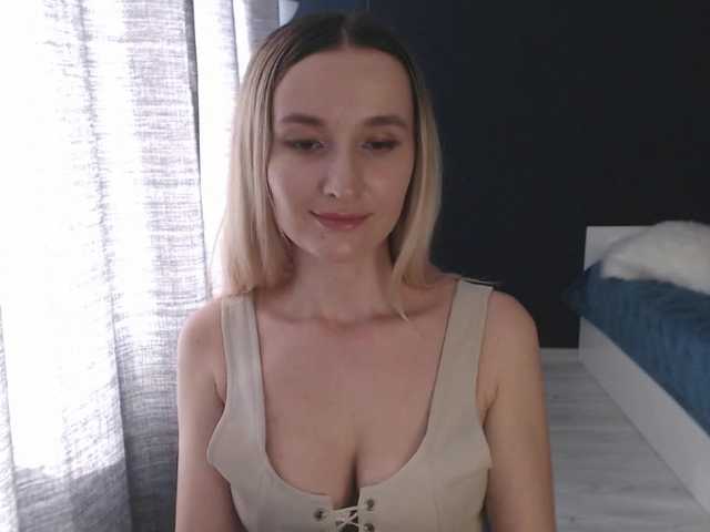 الصور Alina-Lovely Hey I am Alina!Lovense on,works from 10 tk. c2c 40 tk . Clic love