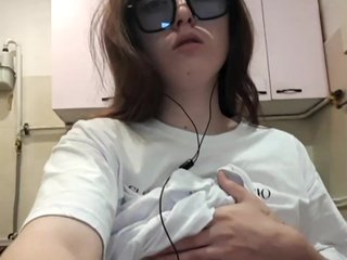 دردشة الفيديو المثيرة Monika_live