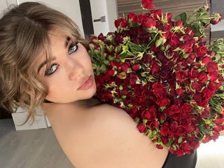 دردشة الفيديو المثيرة AmellyWhite
