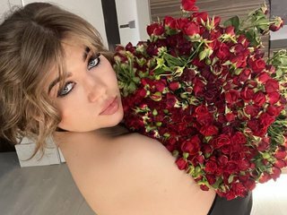 دردشة الفيديو المثيرة AmellyWhite