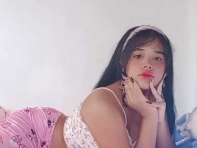 صورة الملف الشخصي Alison-hell