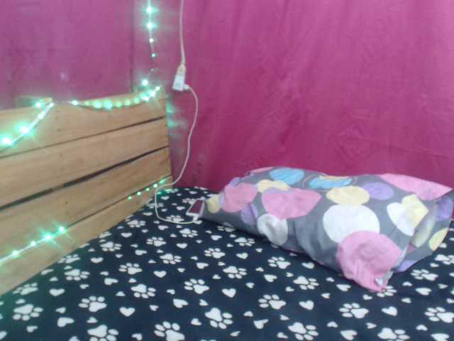 لقطات البث AlisonBeaker2