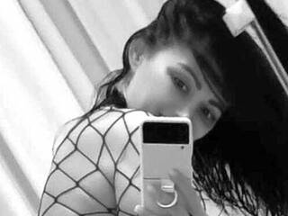 دردشة الفيديو المثيرة Alisshorny