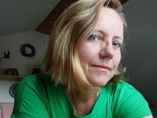 دردشة الفيديو المثيرة AlitsiaKiver