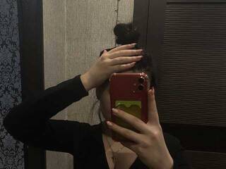 دردشة الفيديو المثيرة Ally23