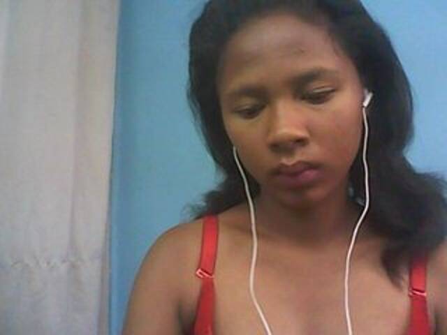 لقطات البث almapleasure