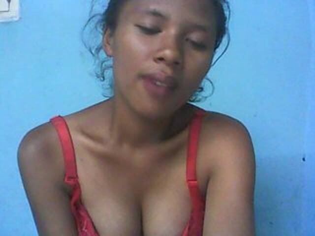 لقطات البث almapleasure