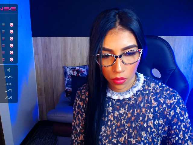 الصور Alonndra Back in my office a lot of paperwork, and a lot of wet fantasies ♥ ♥ - @GOAL: CUM show ♥ every 2 goals reached: SQUIRT SHOW 204 #office #secretary #bigboobs #18 #latina #anal #young #lovense #lush #ohmibod