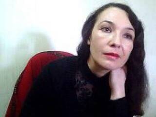 دردشة الفيديو المثيرة alyonai