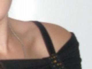 دردشة الفيديو المثيرة alyosyanya