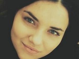 دردشة الفيديو المثيرة alysanna
