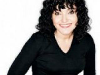 دردشة الفيديو المثيرة alysya