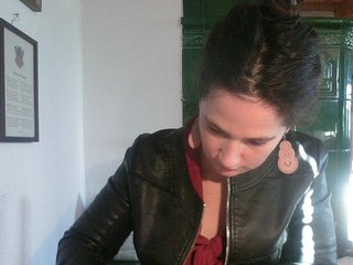 دردشة الفيديو المثيرة AmanelWhite