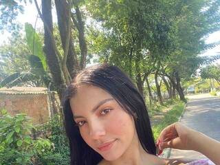 دردشة الفيديو المثيرة amaraca