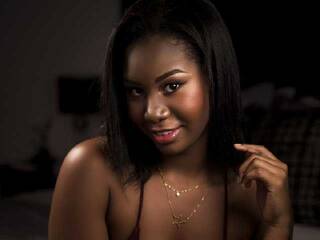 دردشة الفيديو المثيرة amarantaEBONV