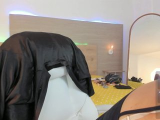 دردشة الفيديو المثيرة Ambar-