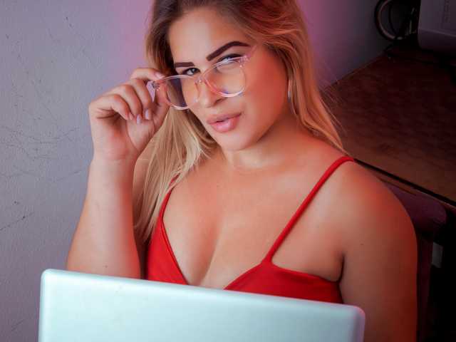 صورة الملف الشخصي AmeliaAdams