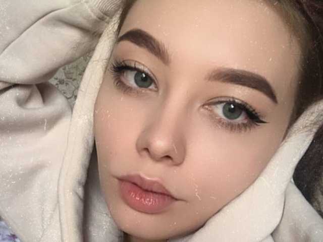 صورة الملف الشخصي AmeliaCute