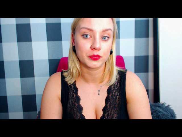 لقطات البث AmelieCute