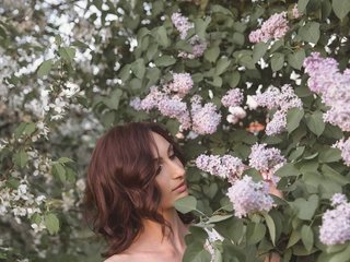 دردشة الفيديو المثيرة Amellea