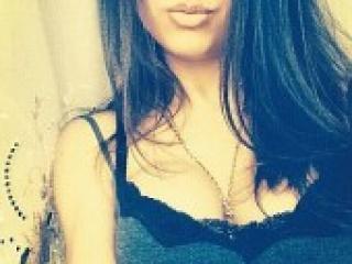 دردشة الفيديو المثيرة amelygirl