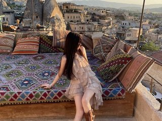 دردشة الفيديو المثيرة AmiliYan