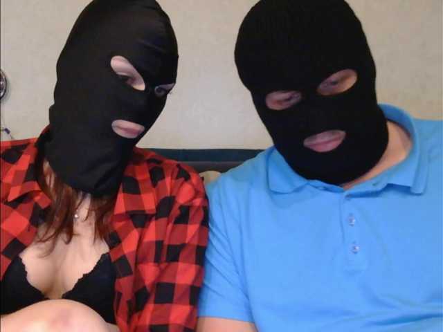 لقطات البث amodestcouple1