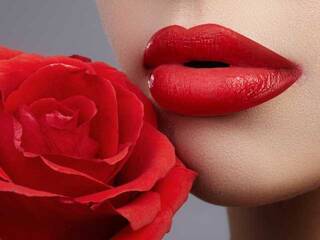 دردشة الفيديو المثيرة Amy-Rouse