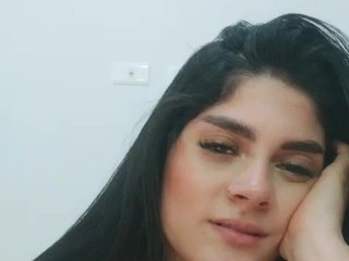 دردشة الفيديو المثيرة amy-saenz