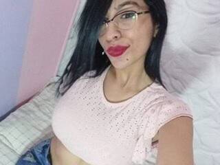 دردشة الفيديو المثيرة amyedoll