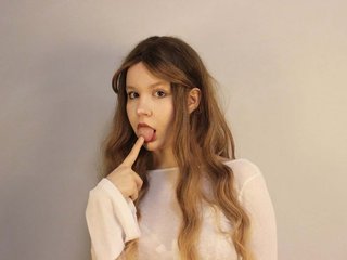 دردشة الفيديو المثيرة AmyHoneey