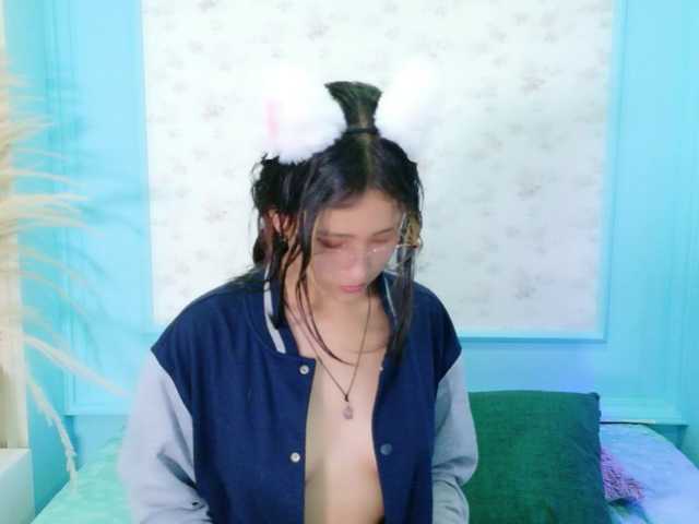 لقطات البث AmyJoness1