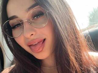 دردشة الفيديو المثيرة AmyTvist