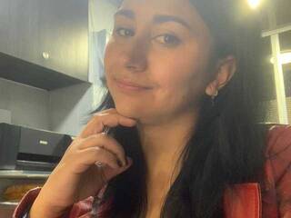 دردشة الفيديو المثيرة ana-blackat