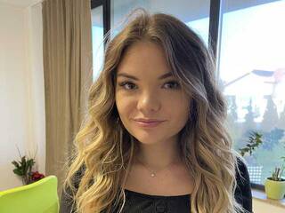 دردشة الفيديو المثيرة anastasiaxo