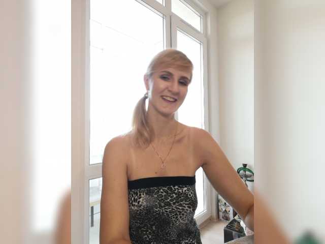 الصور Besenok05 Hello everyone, I'm Nastya. You please me, I will please you)). Lovens from 2tkn, strongest vibration 110tkn. Don't forget to put love, it's free. Dildo in private or group