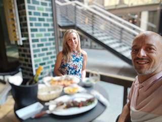 دردشة الفيديو المثيرة Anati-n-Ivan