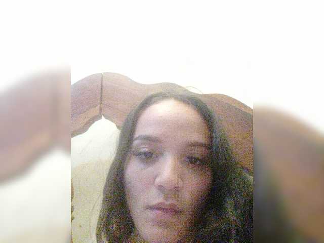 لقطات البث Anawhite