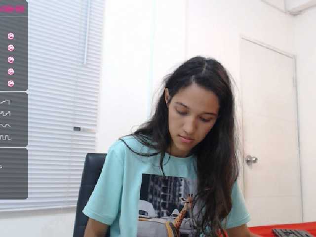 لقطات البث Andrea-Cute