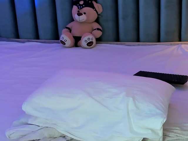 لقطات البث AndreaBass