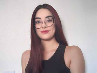 دردشة الفيديو المثيرة ANDREABELL