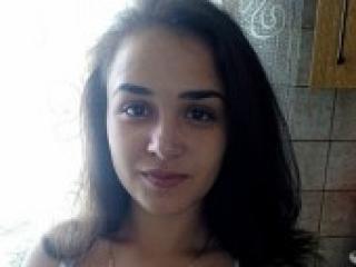 دردشة الفيديو المثيرة angela777