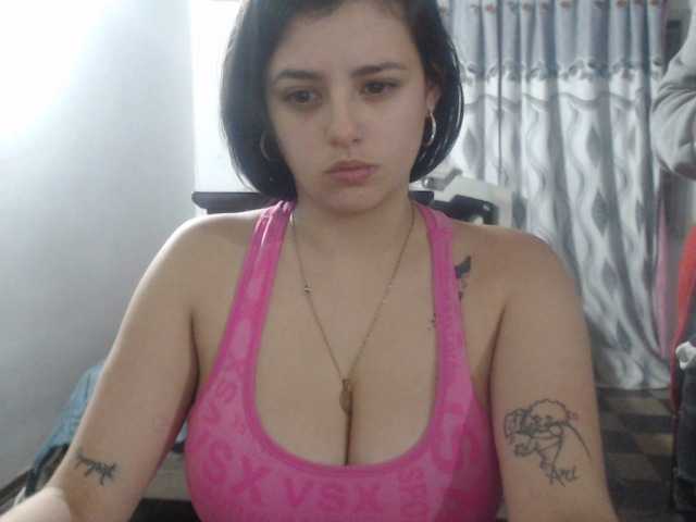 لقطات البث angelaasm