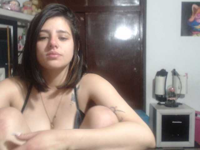 لقطات البث angelaasm