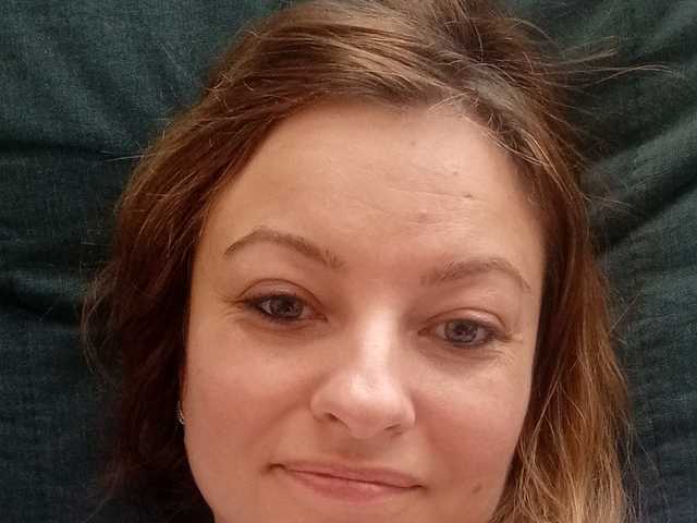 صورة الملف الشخصي angelaLove13