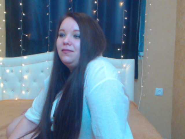لقطات البث Angelina-Li