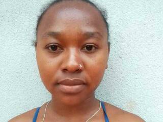 دردشة الفيديو المثيرة Angellette